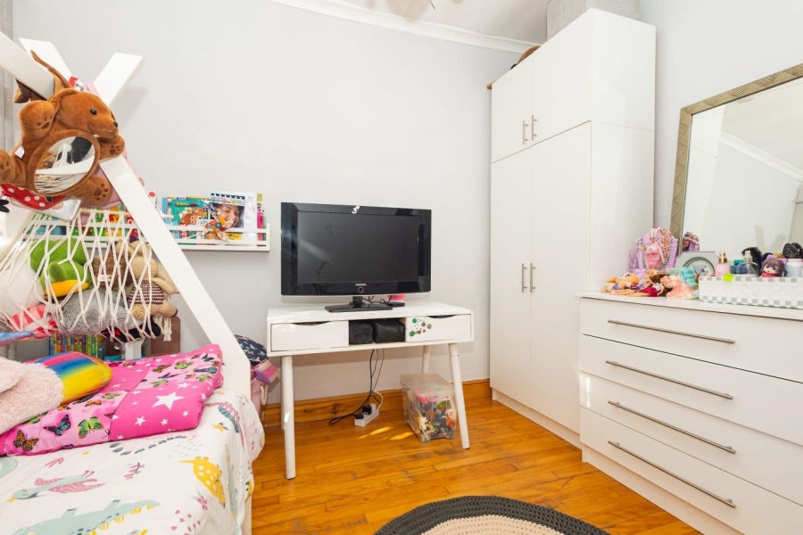 To Let 3 Bedroom Property for Rent in Fairfield Estate Western Cape
